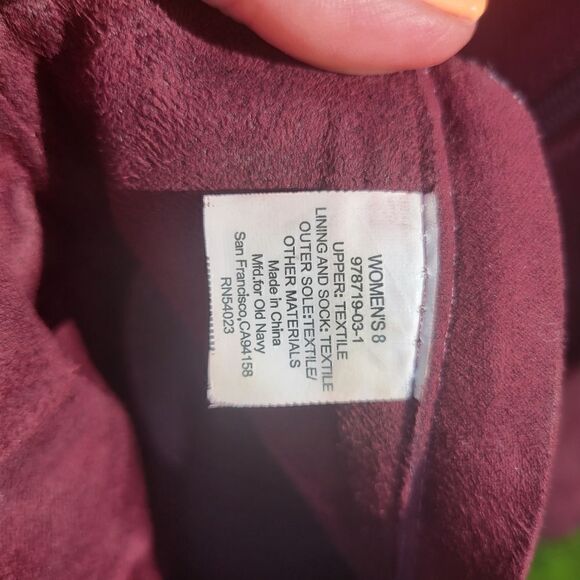 GAP Women's Burgundy Faux Suede Side Zip Stacked Heel Ankle Bootie Size 8 - Picture 9 of 10